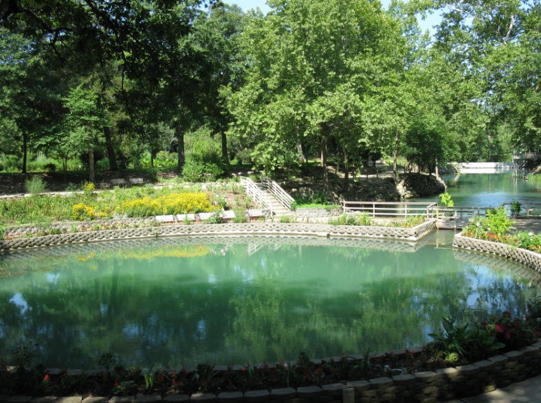 Blue Spring Heritage Center , United States